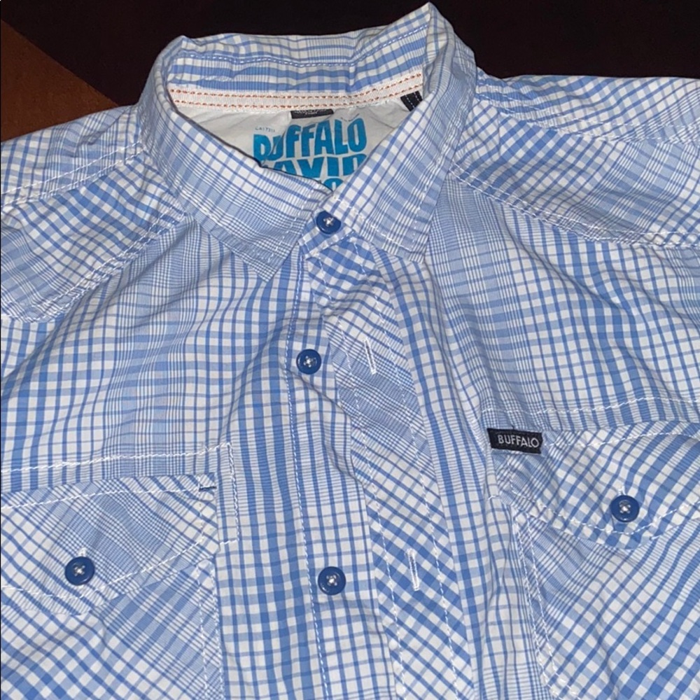 LIKE NEW Buffalo David Bitton Men’s Button Down